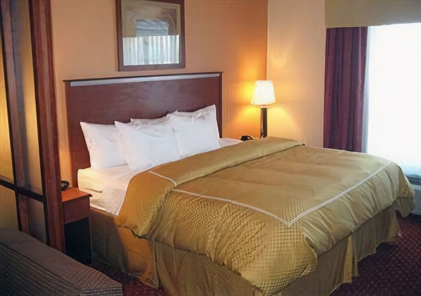 Photo of Bedroom in Mabank
