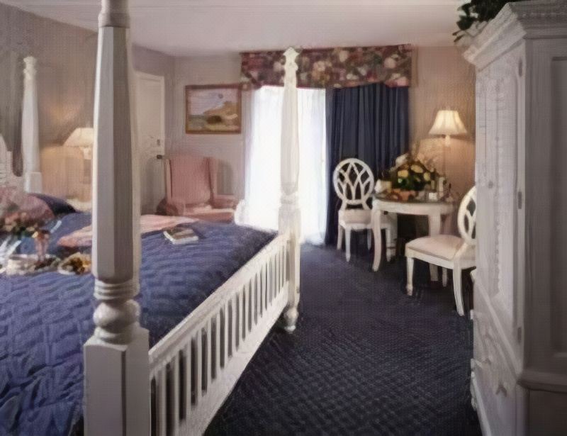 Photo of Others in Hyannis