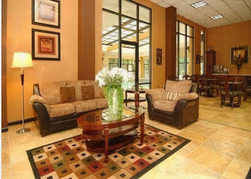 Photo of Livingroom in Perry