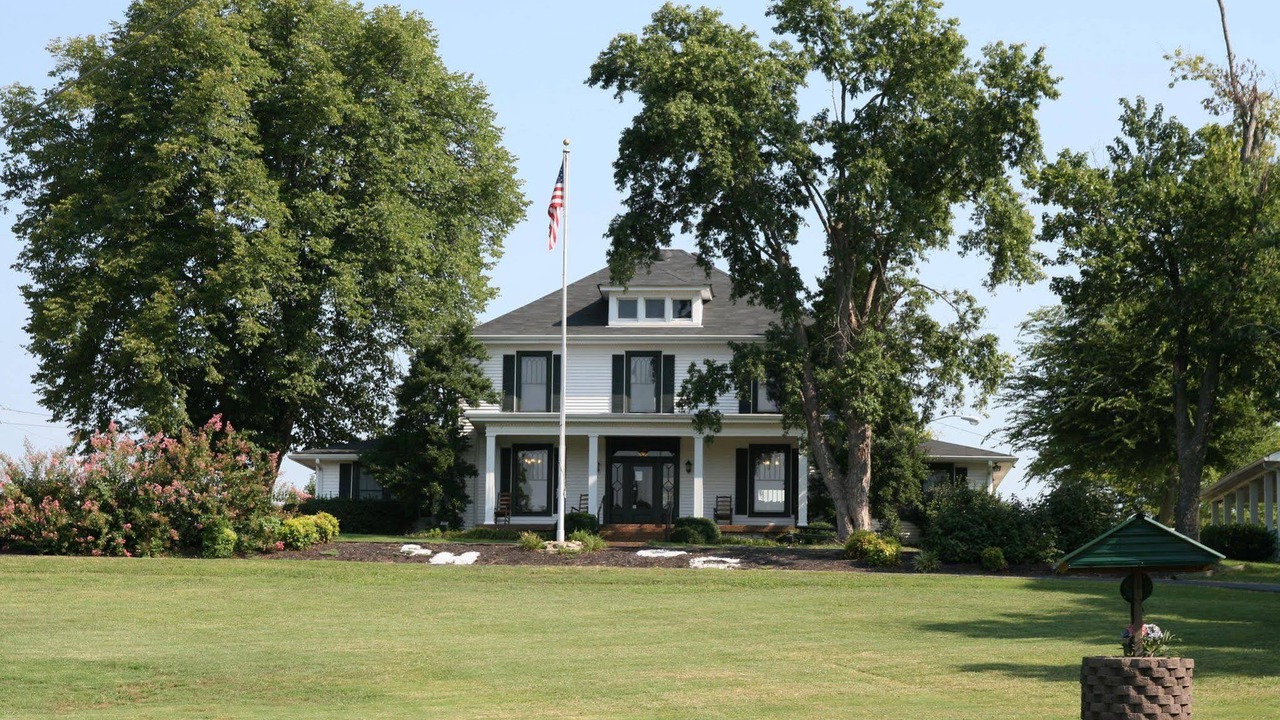 Photo of Buildings in Gallatin
