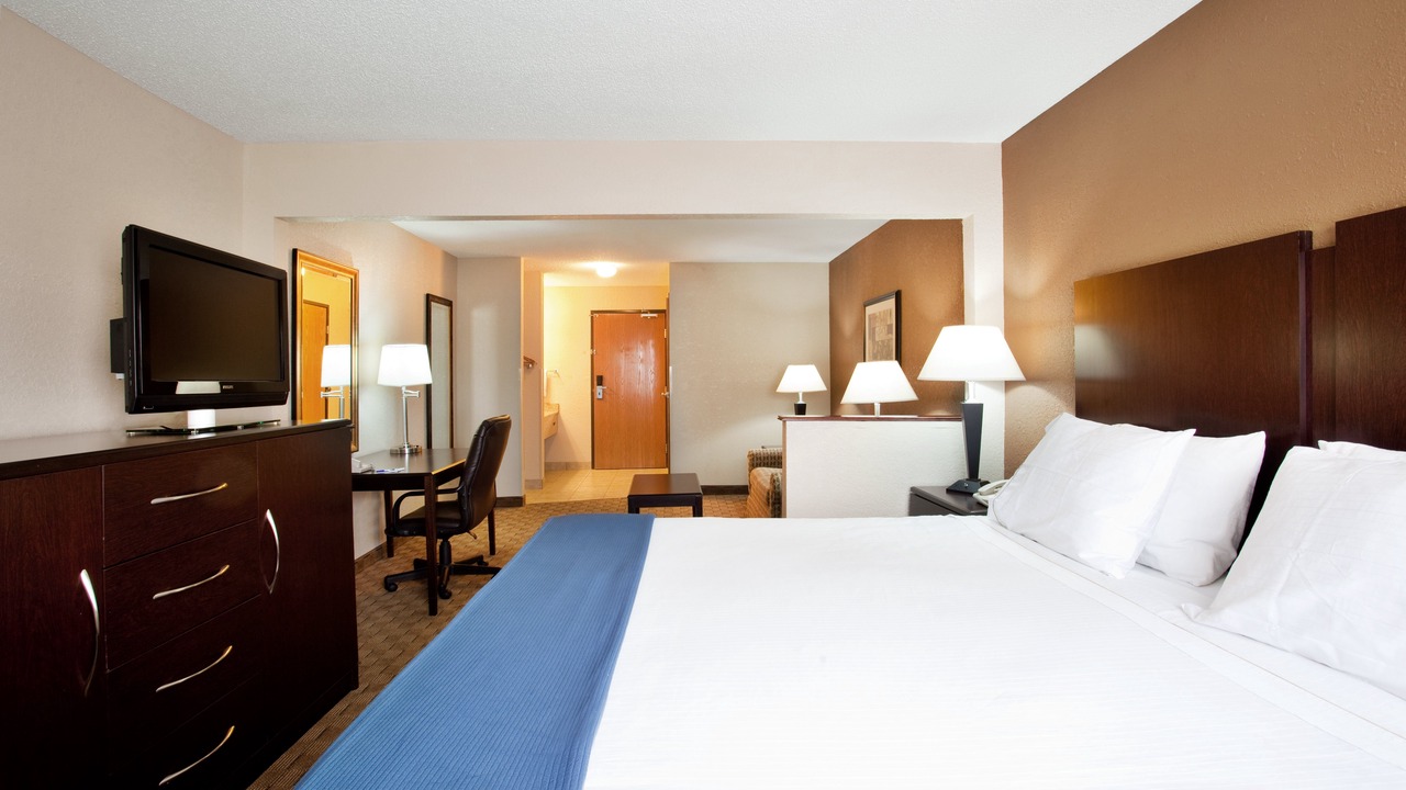 Photo of Bedroom in Tuscola