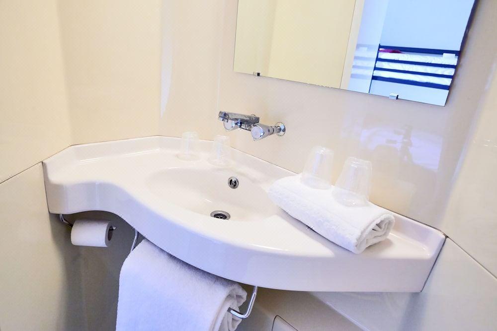 Photo of Bathroom in Mondeville
