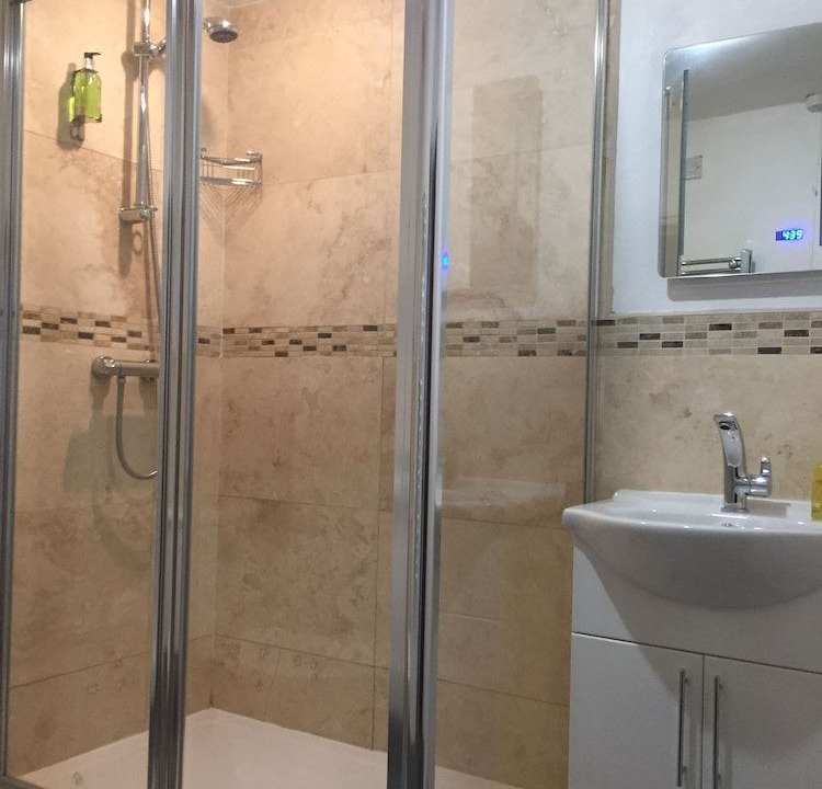 Photo of Bathroom in Ibstock