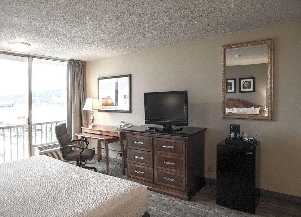 Photo of Bedroom in Lloyd District