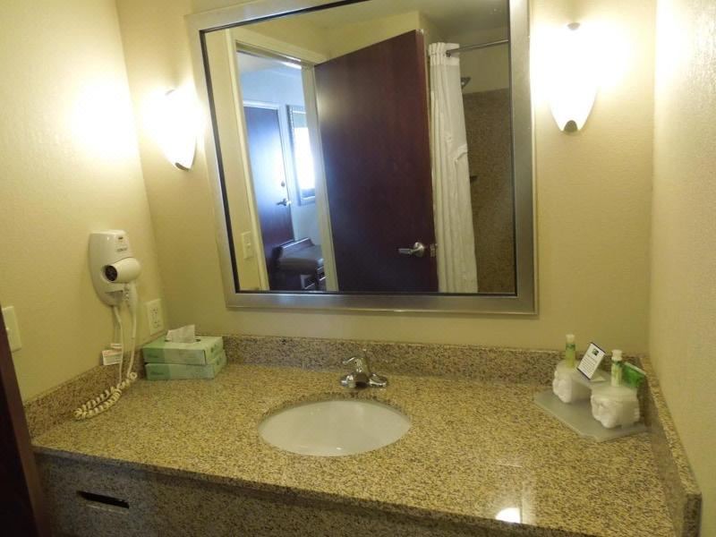 Photo of Bathroom in Niagara Falls