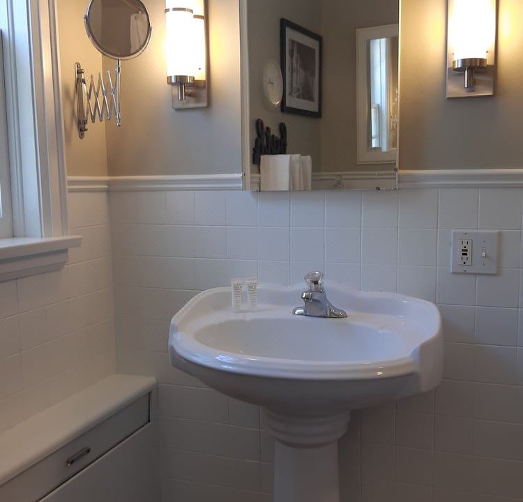 Photo of Bathroom in Barrie