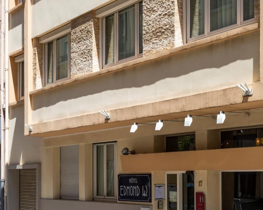 Photo of Buildings in Jules Ferry - Recamier