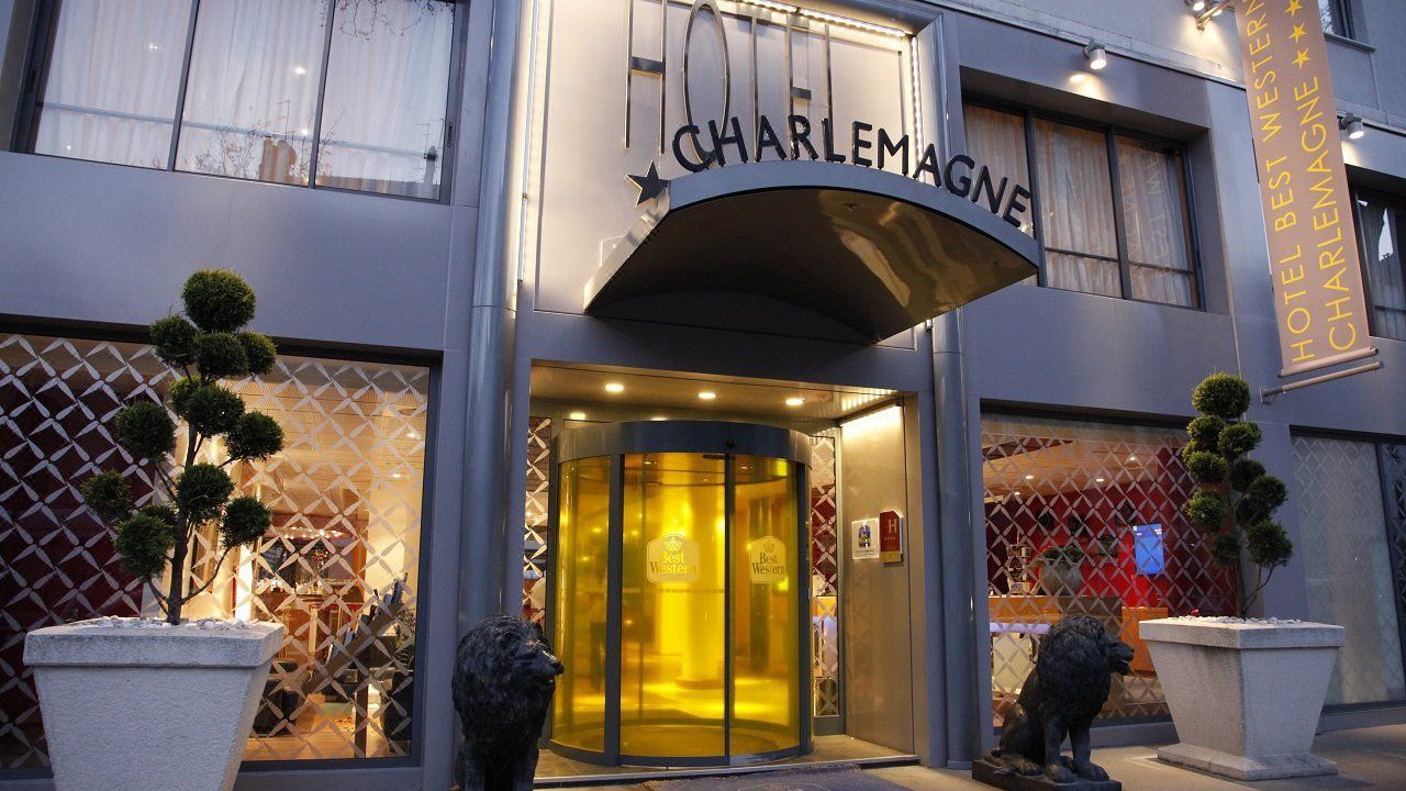 Photo of Others in 2nd Arrondissement