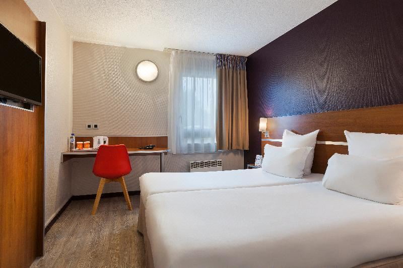 Photo of Bedroom in Linas