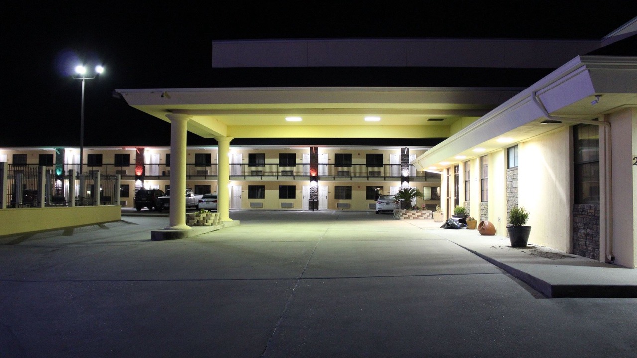 Photo of Buildings in Ingleside