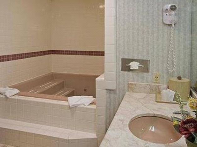 Photo of Bathroom in Mountain View