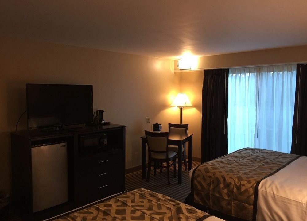 Photo of Others in Putney