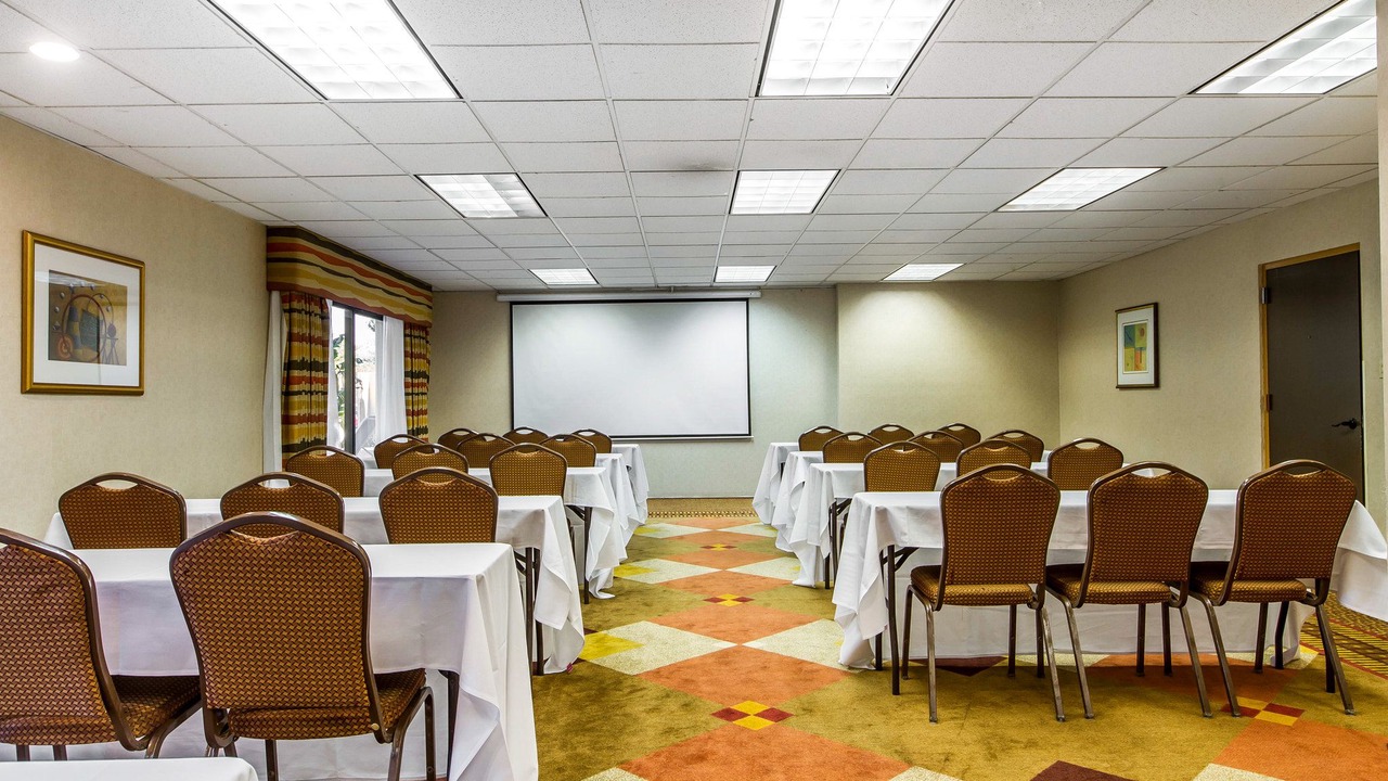 Photo of Livingroom in Concord