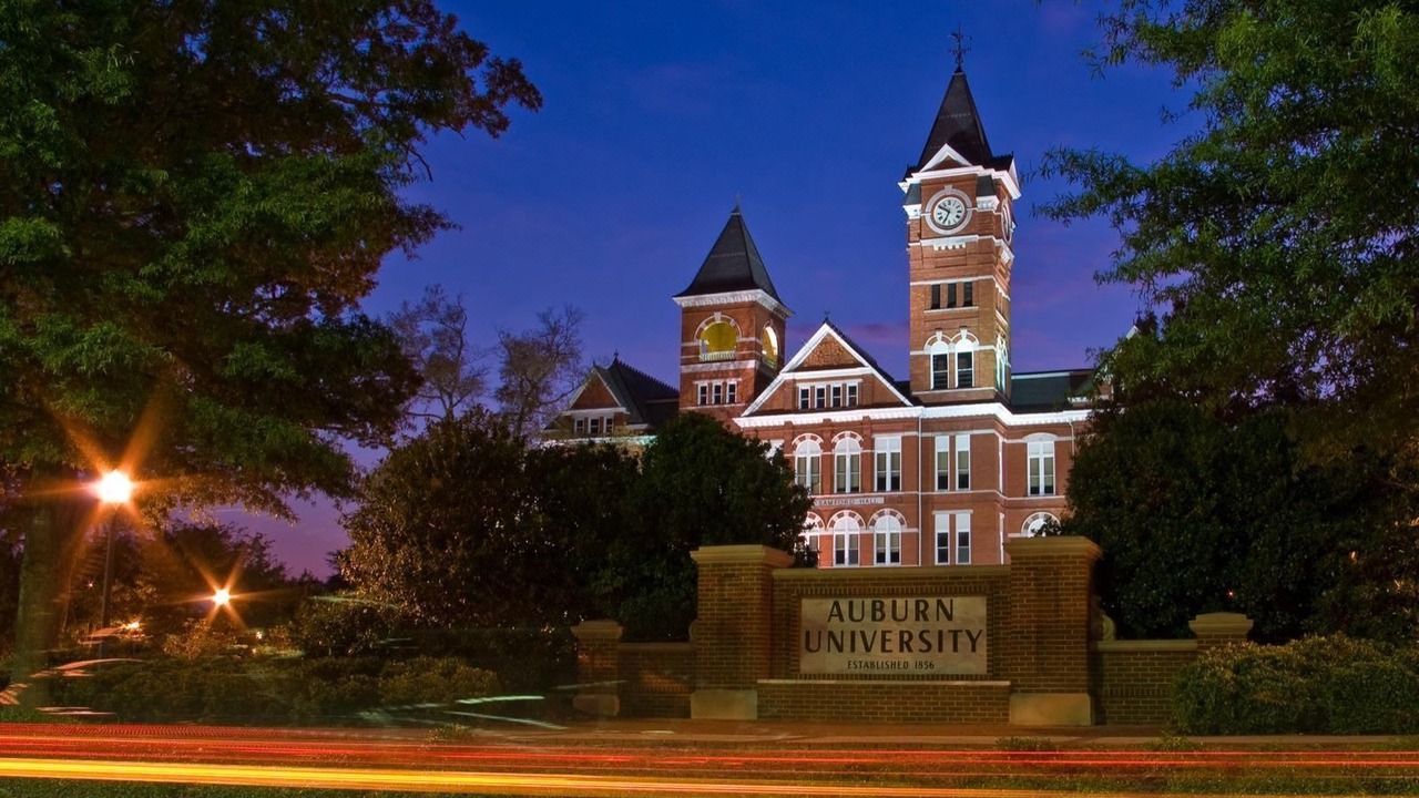 Photo of Buildings in Opelika
