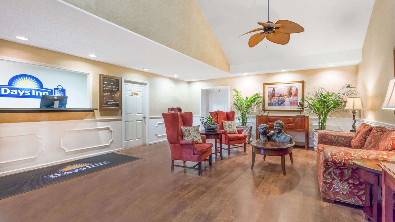 Photo of Livingroom in Americus