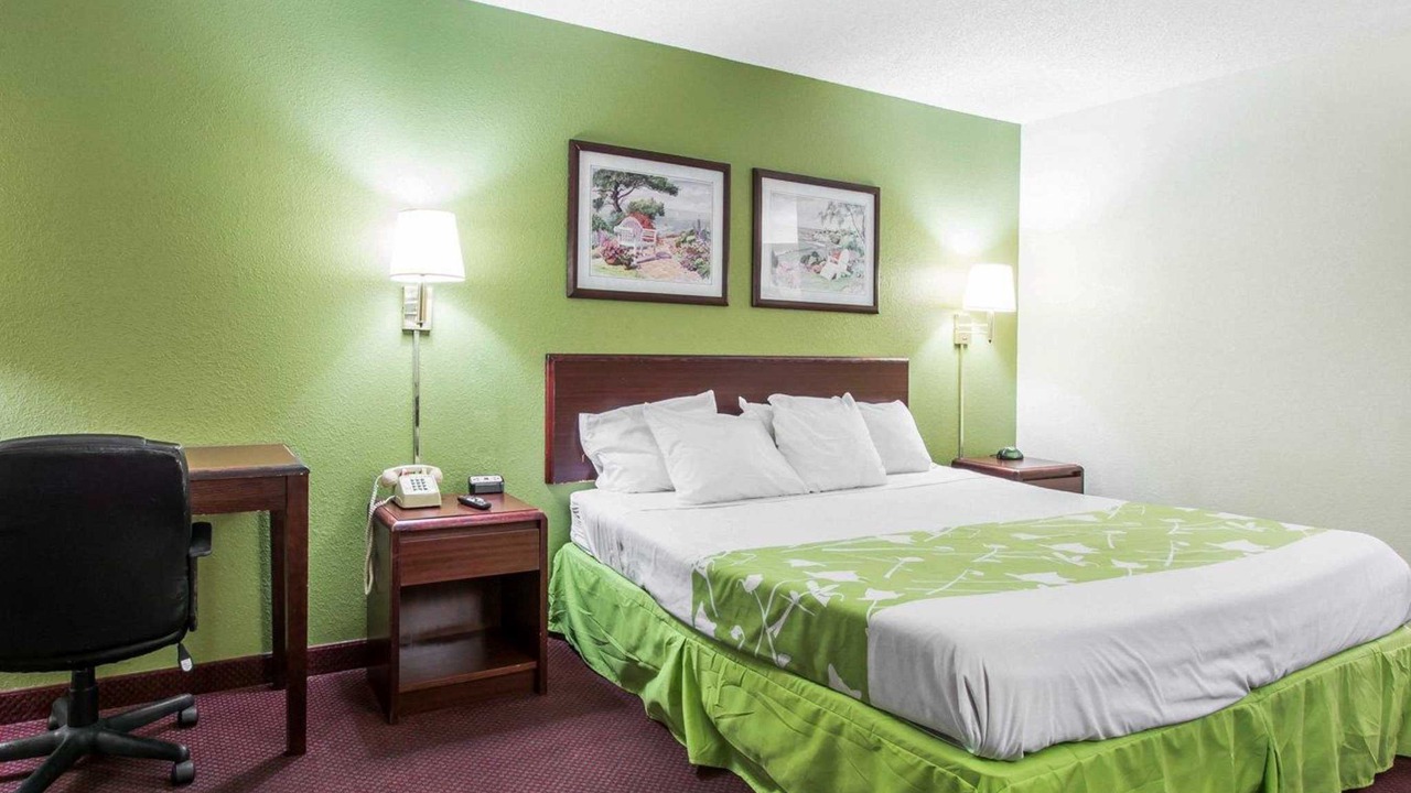 Photo of Bedroom in Dothan