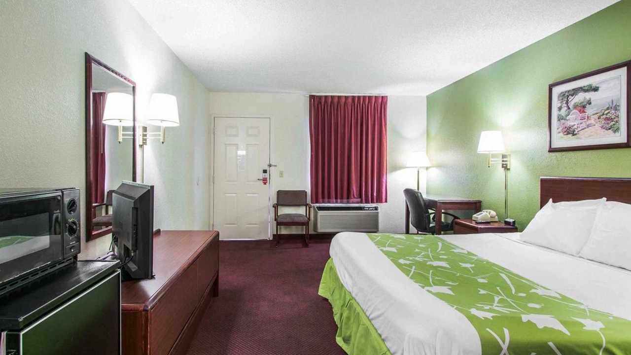 Photo of Bedroom in Dothan