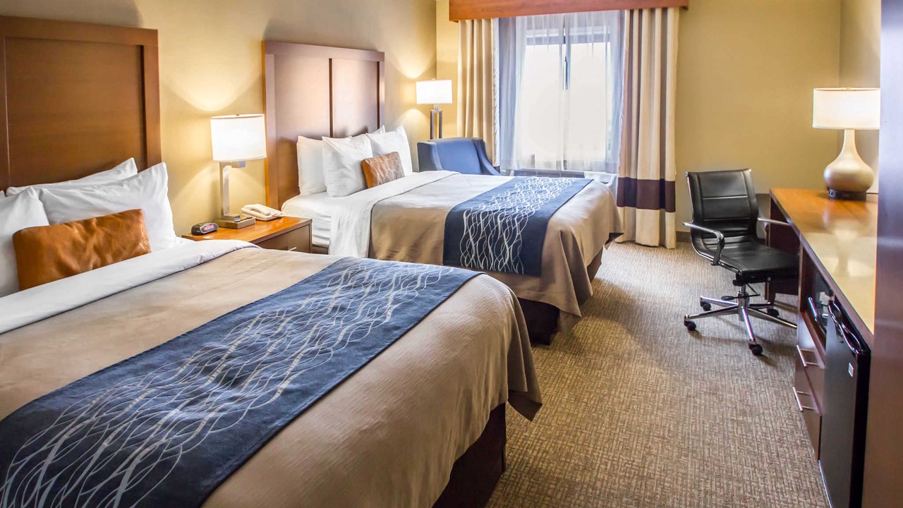 Photo of Bedroom in Edgewater