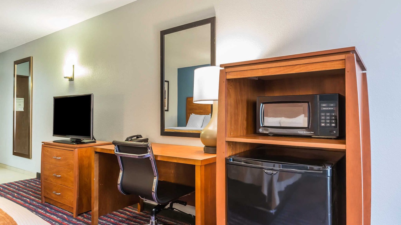 Photo of Livingroom in Alton