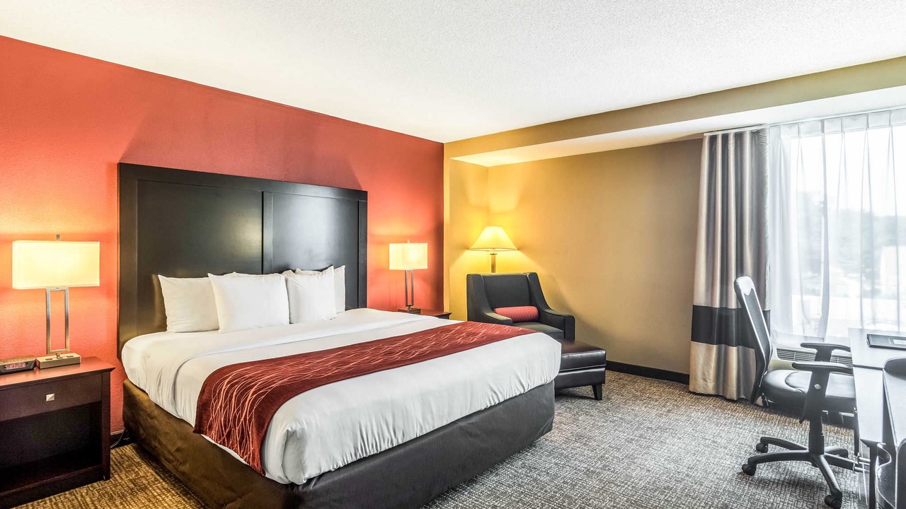 Photo of Bedroom in Des Plaines
