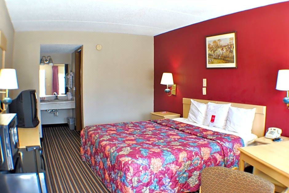 Photo of Bedroom in Pine Grove