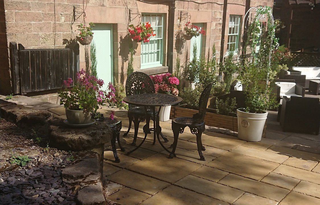 Photo of Buildings in Whatstandwell