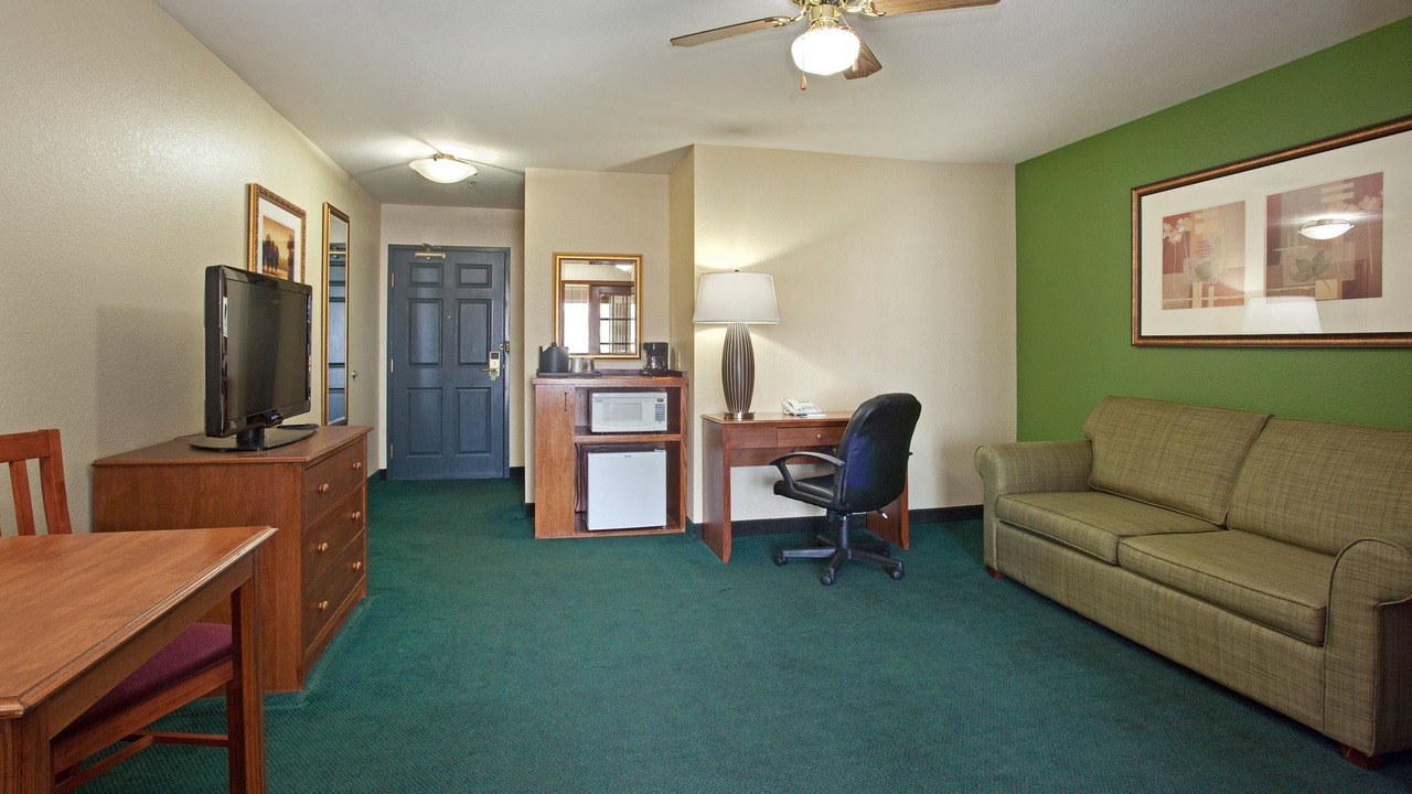 Photo of Livingroom in Greeley