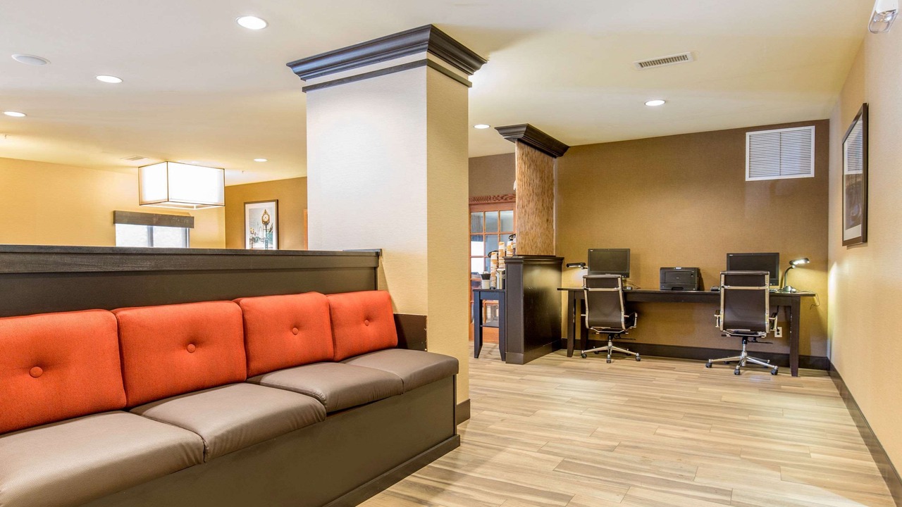 Photo of Livingroom in Fairview Heights
