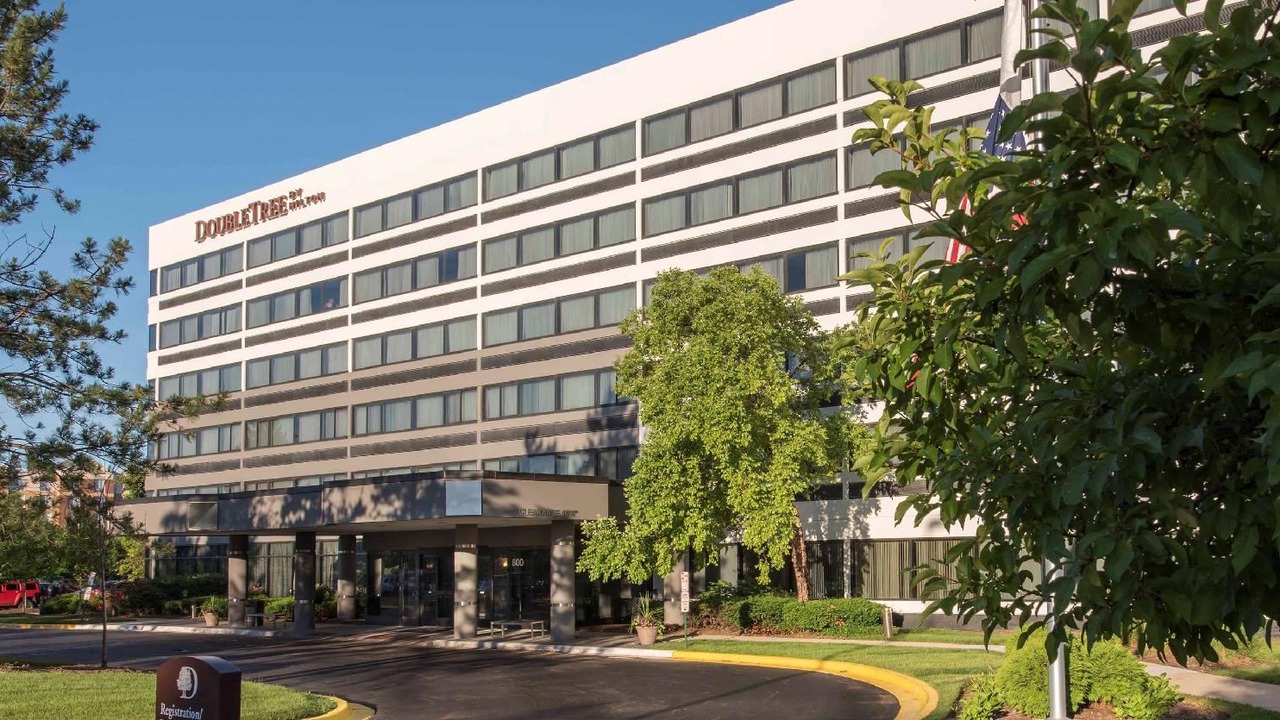 Photo of Buildings in Schaumburg