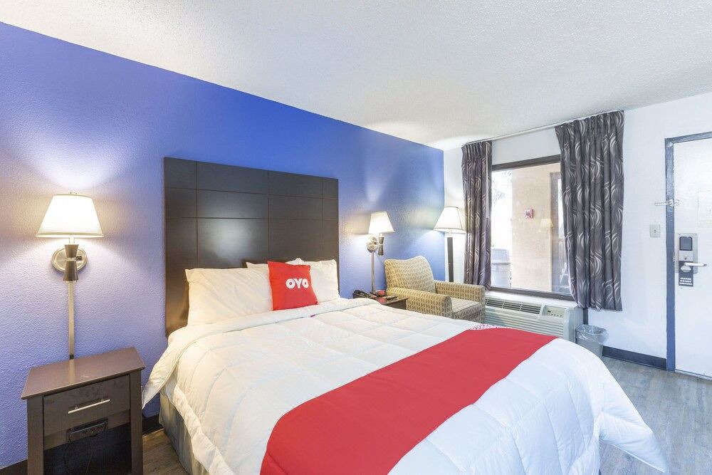Photo of Bedroom in Broadmoor