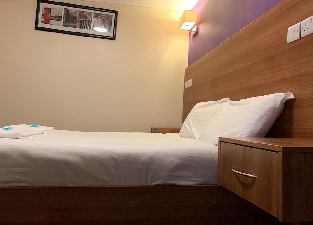 Photo of Bedroom in St. Margarets and North Twickenham