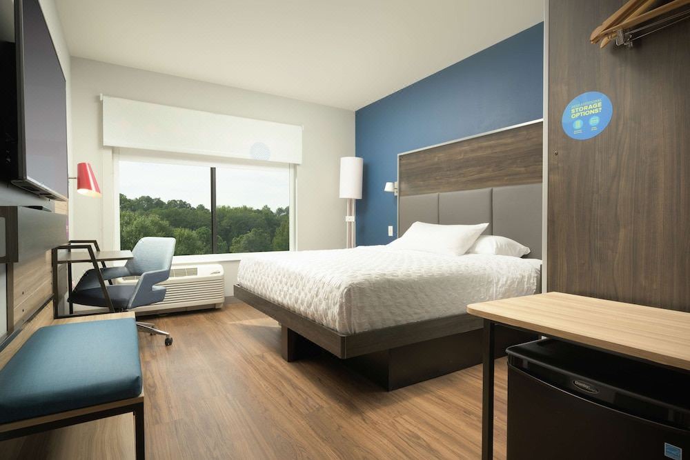 Photo of Bedroom in Town Center