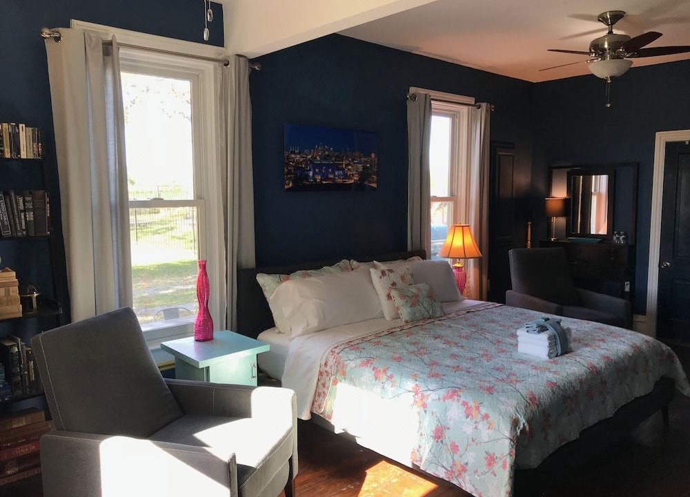Photo of Bedroom in Fontana