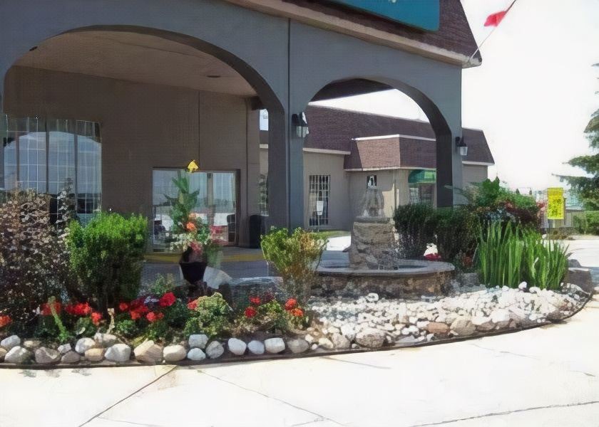 Photo of Buildings in Woodstock