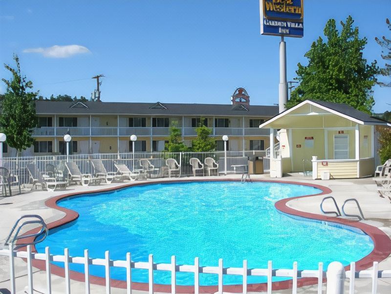 Photo of Outdoor in Roseburg
