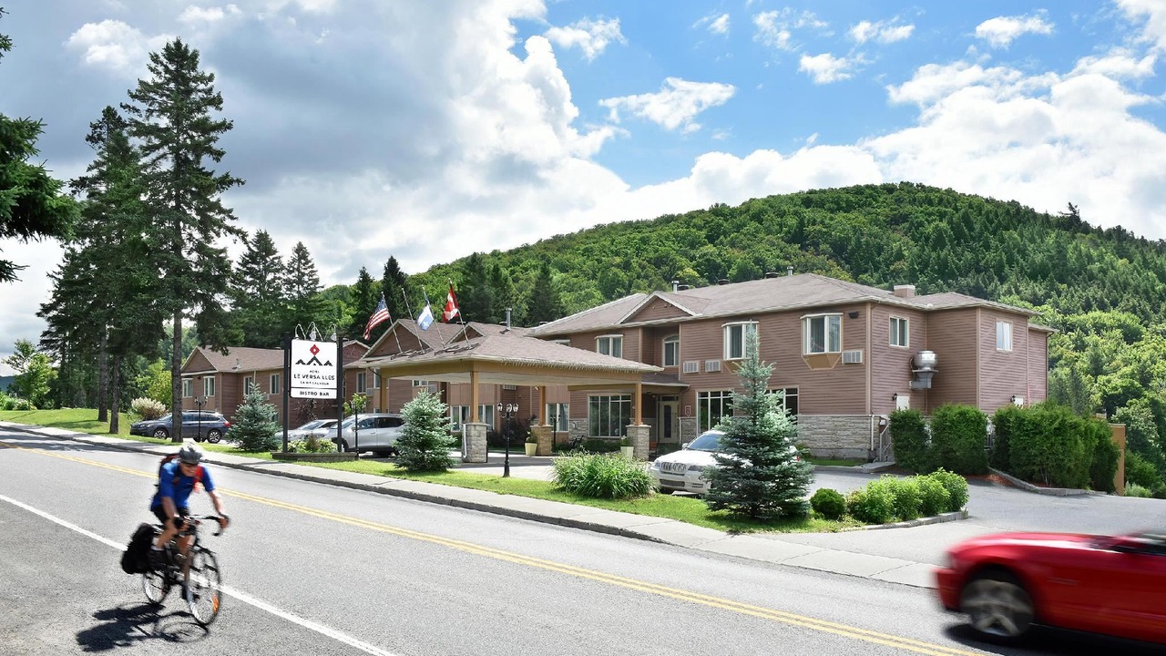 Photo of Buildings in Saint-Sauveur
