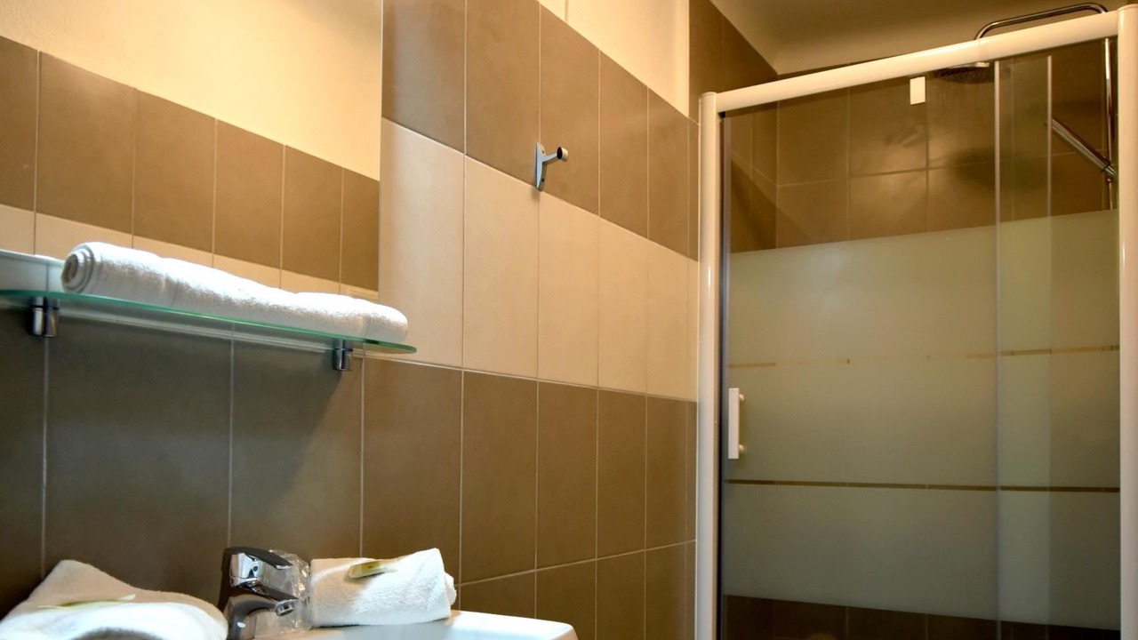 Photo of Bathroom in Entraigues-sur-la-Sorgue