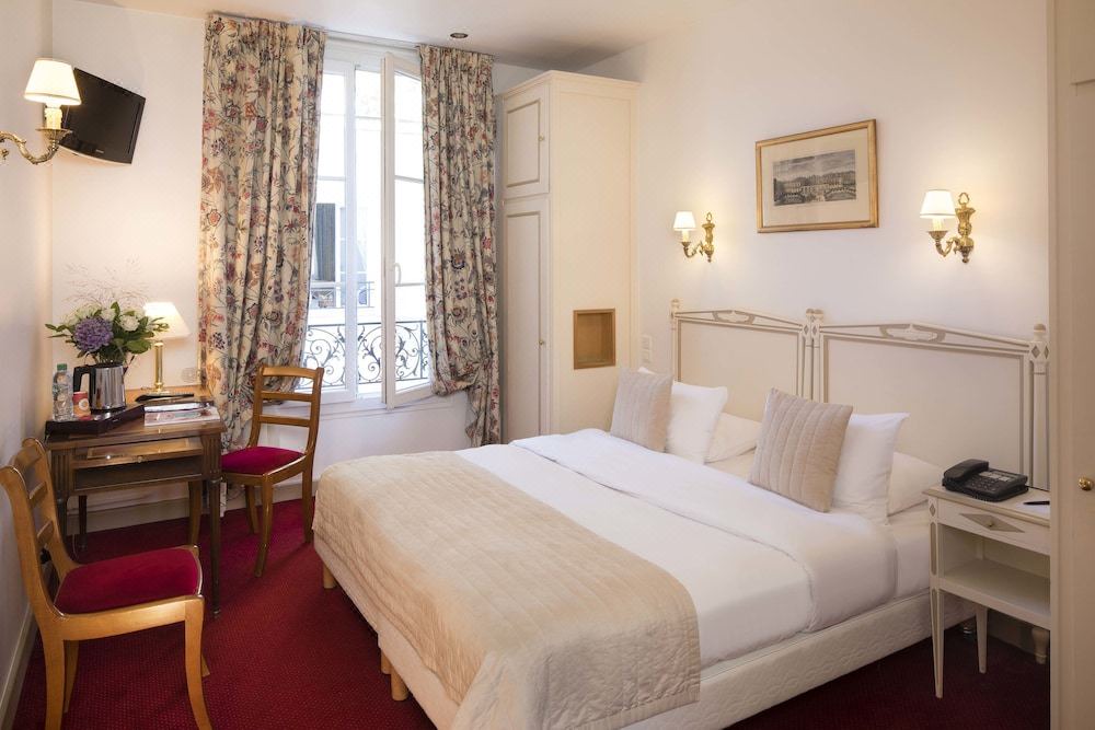 Photo of Bedroom in Saint-Thomas-d'Aquin