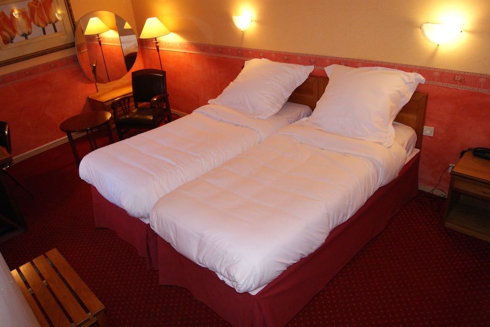 Photo of Bedroom in Rouen City Centre