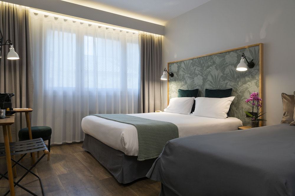 Photo of Bedroom in Jules Ferry - Recamier