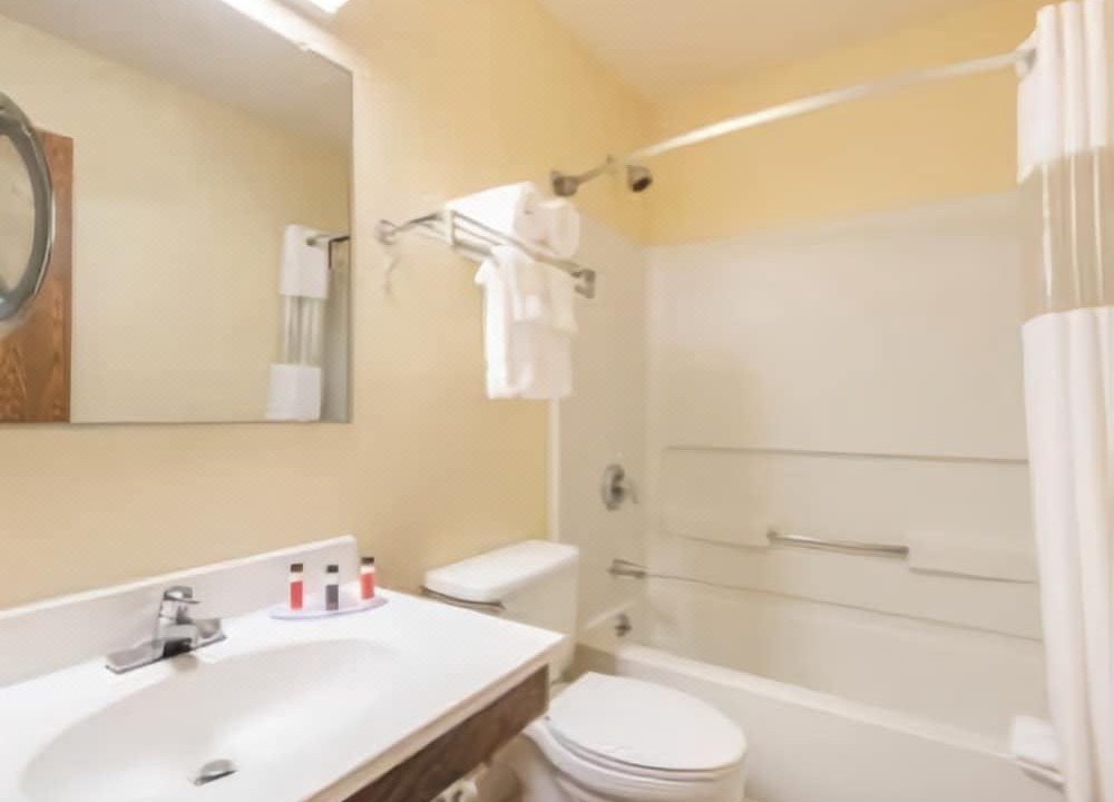 Photo of Bathroom in Greenfield