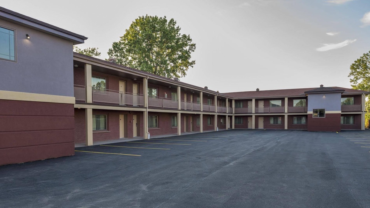 Photo of Buildings in Niagara Falls