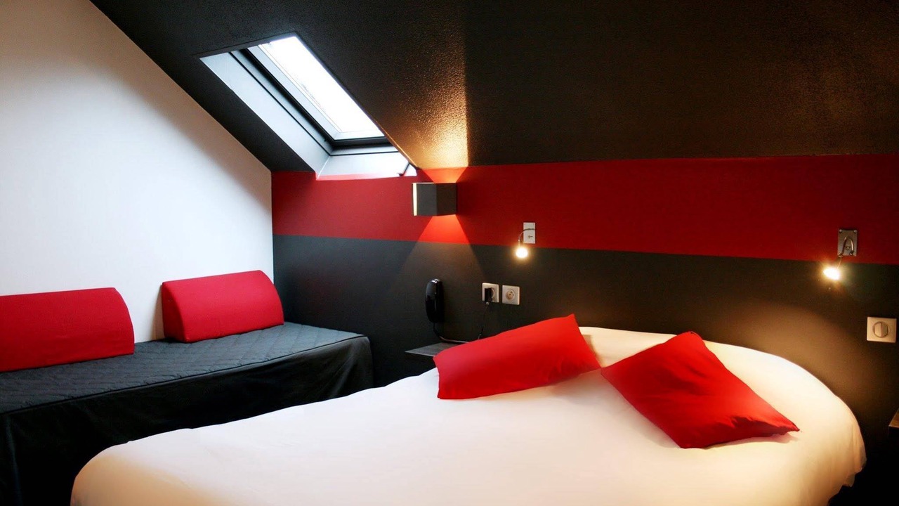 Photo of Bedroom in Buc