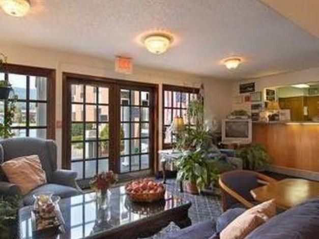 Photo of Livingroom in Keene