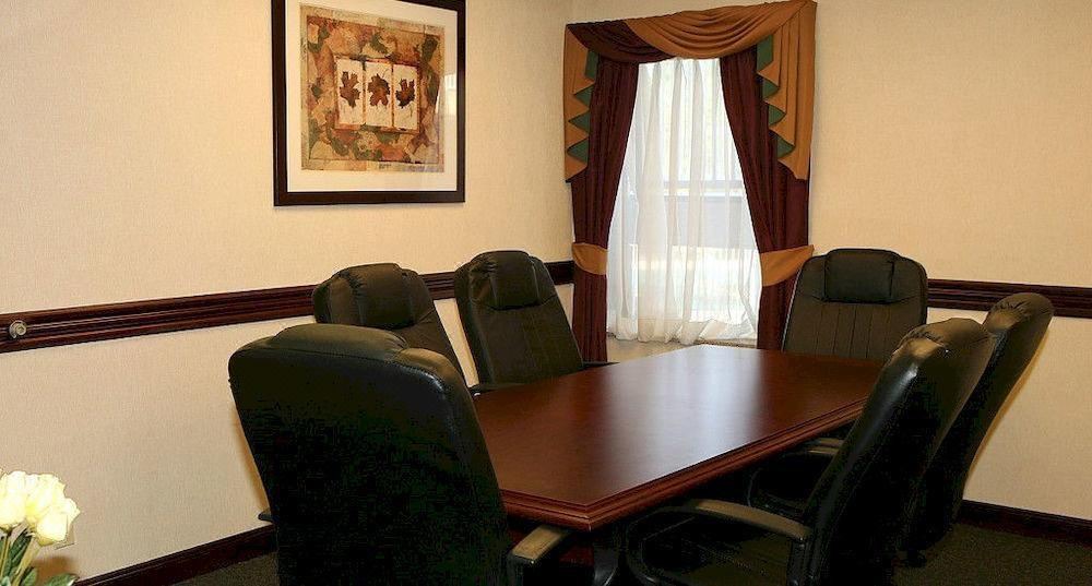 Photo of Livingroom in Auburn Hills