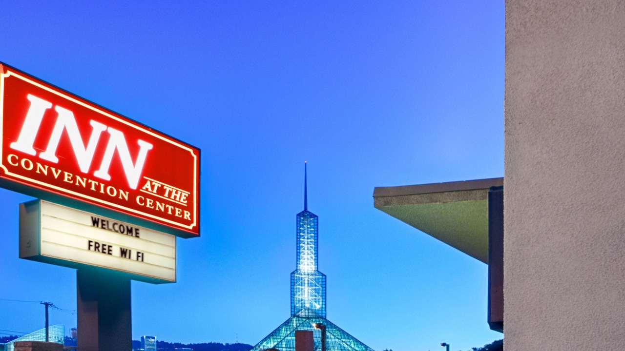 Photo of Buildings in Lloyd District