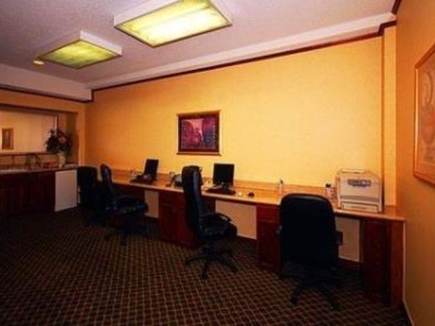 Photo of Livingroom in Ardmore