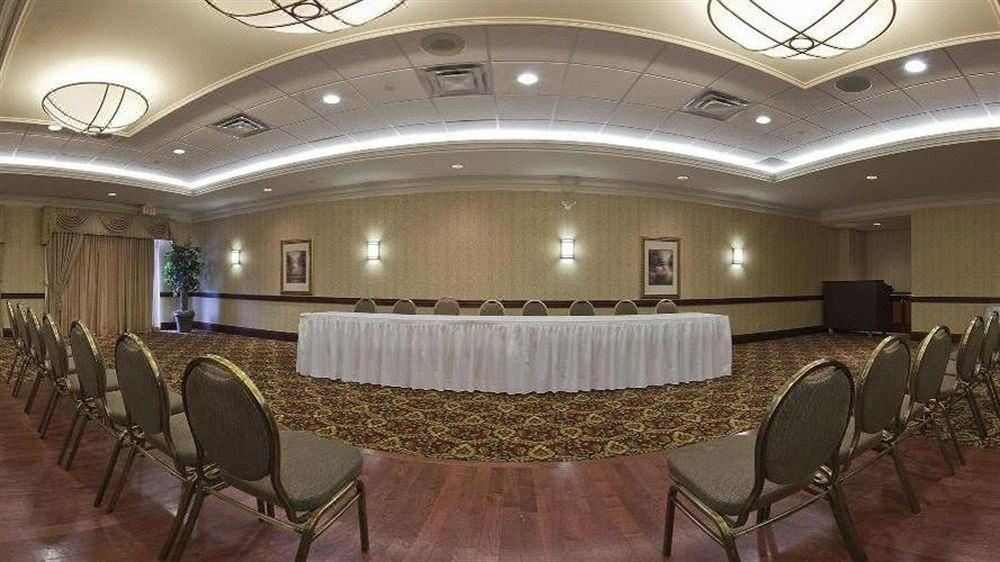 Photo of Livingroom in Halton Regional Municipality