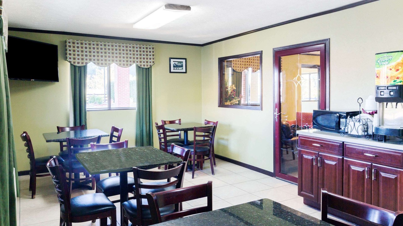 Photo of Livingroom in Mount Vernon
