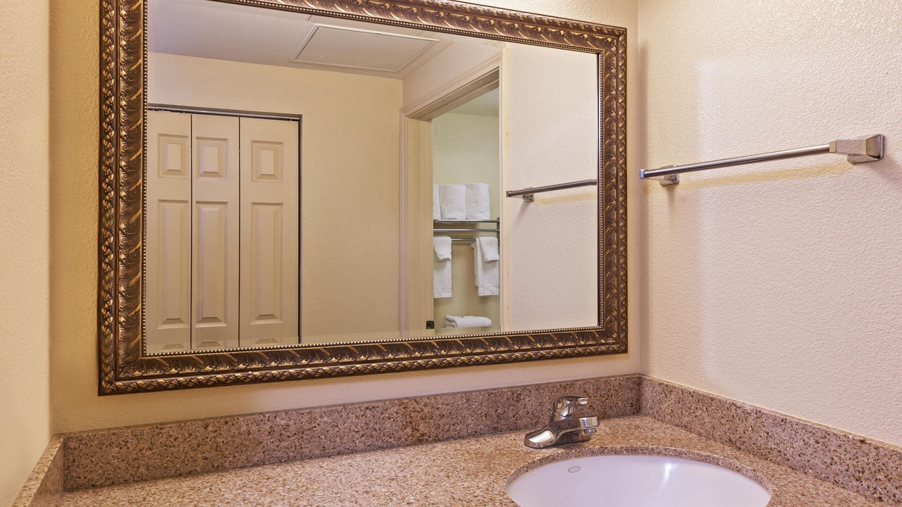 Photo of Bathroom in St. Paul Square